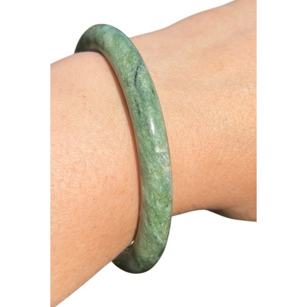 62‎ MM  100% Natural Green Jade Bracelet Bangle